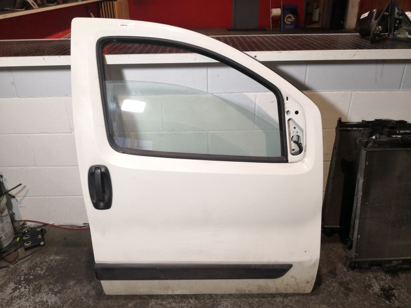 Recambio de puerta delantera derecha para citroen nemo basis referencia OEM IAM   
