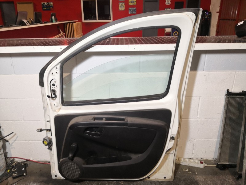 Recambio de puerta delantera derecha para citroen nemo basis referencia OEM IAM   