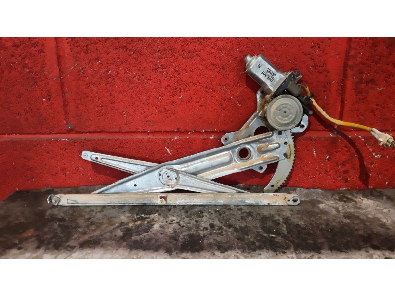 Recambio de elevalu. delan. derecho para suzuki ignis rm (mh) básico | 08.03 - 12.08 básico | 08.03 - 12.08 referencia OEM IAM  