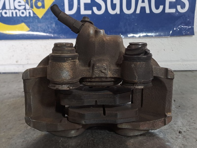 Recambio de pinza freno delantera izquierda para renault r19 r19 1.9d rl referencia OEM IAM    Recambio de pinza freno delantera izquierda para renault r19 r19 1.9d rl referencia OEM IAM