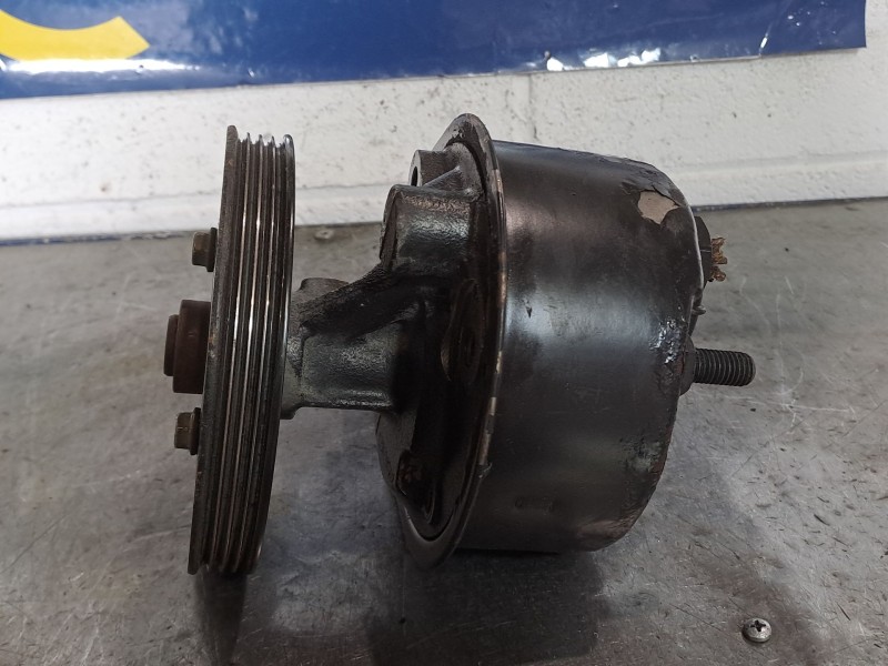 Recambio de bomba direccion para renault megane i classic (la0) 1.6 e (la0f, la0s) referencia OEM IAM   