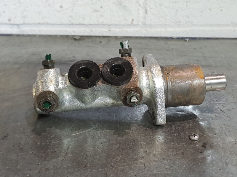 Recambio de bomba freno para renault r19 r19 1.9d rl referencia OEM IAM    Recambio de bomba freno para renault r19 r19 1.9d rl referencia OEM IAM