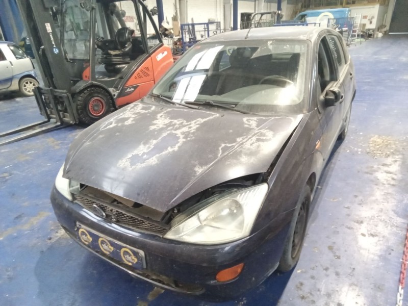 ford focus 1.6 ghia del año 2000