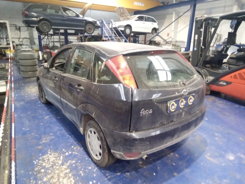ford focus 1.6 ghia del año 2000