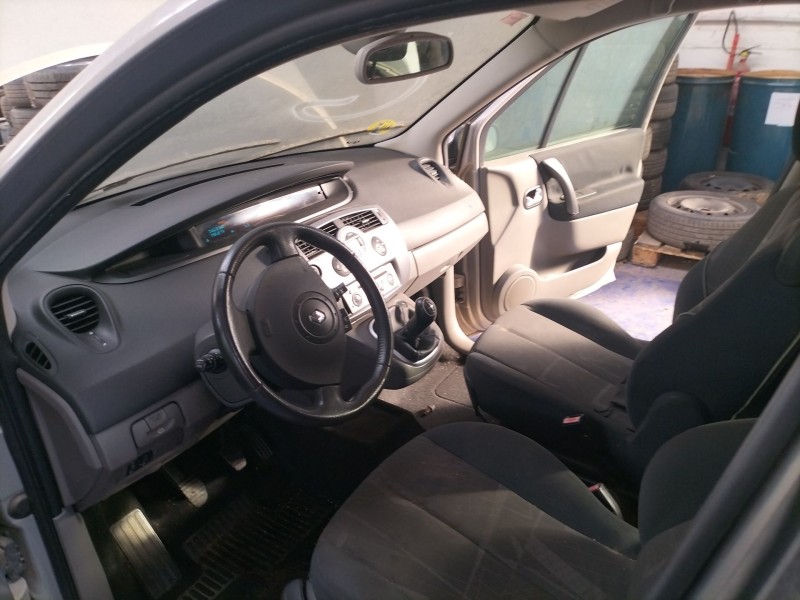 renault scenic ii 1.6 16v | 0.03 - 0.09 del año 2004 renault scenic ii 1.6 16v | 0.03 - 0.09 del año 2004