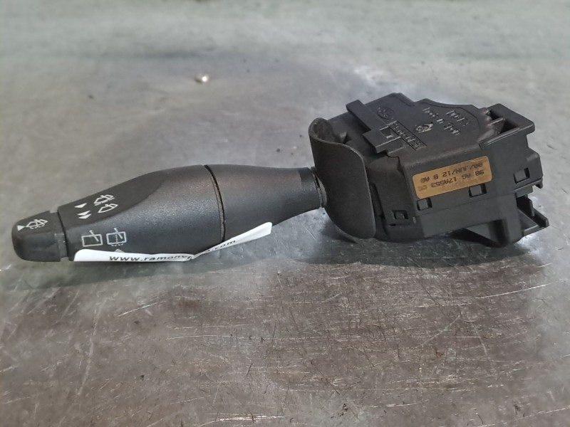 Recambio de mando limpia para ford focus 1.6 ghia referencia OEM IAM   