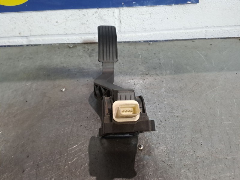 Recambio de potenciometro pedal para peugeot 307 berlina (s2) 1.6 hdi | 0.05 - 0.08 1.6 hdi | 0.05 - 0.08 referencia OEM IAM 028 Recambio de potenciometro pedal para peugeot 307 berlina (s2) 1.6 hdi | 0.05 - 0.08 1.6 hdi | 0.05 - 0.08 referencia OEM IAM 028