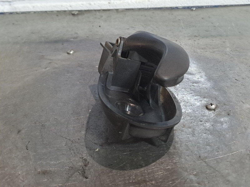 Recambio de maneta interior delantera derecha para ford focus 1.6 ghia referencia OEM IAM   