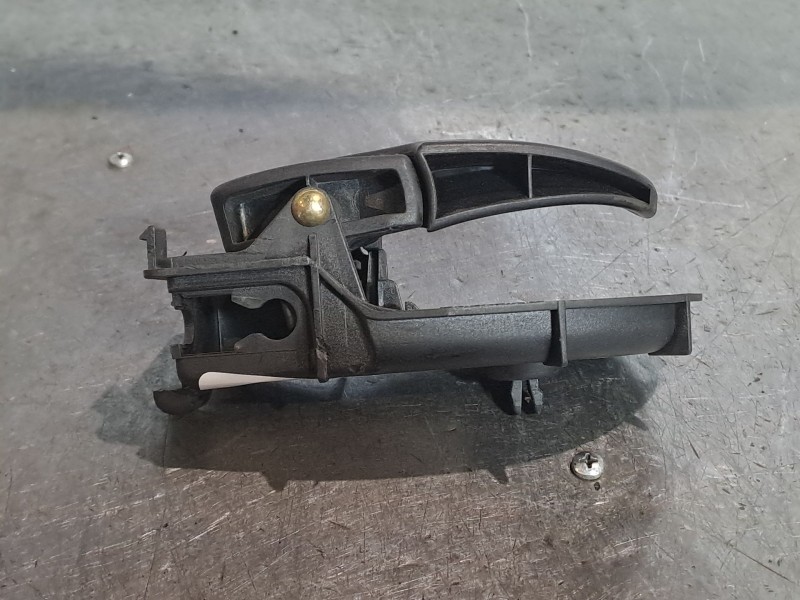 Recambio de maneta interior delantera izquierda para ford focus 1.6 ghia referencia OEM IAM   