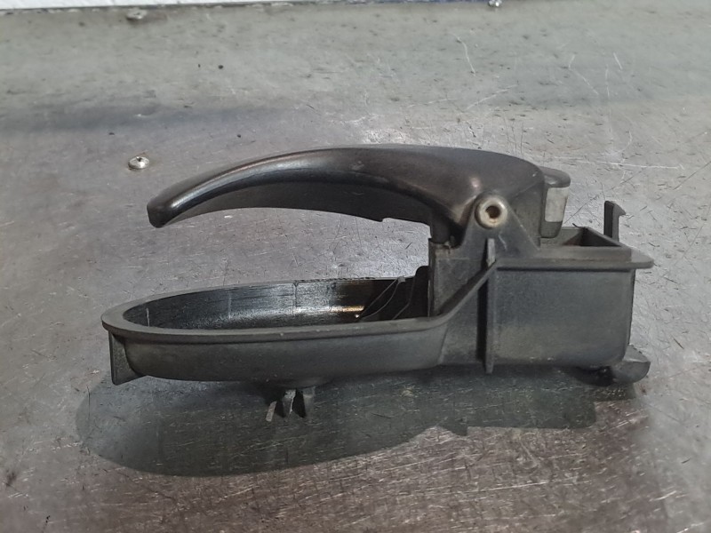 Recambio de maneta interior delantera izquierda para ford focus 1.6 ghia referencia OEM IAM   