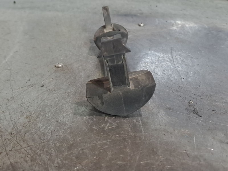 Recambio de maneta exterior delantera derecha para ford focus 1.6 ghia referencia OEM IAM    Recambio de maneta exterior delantera derecha para ford focus 1.6 ghia referencia OEM IAM