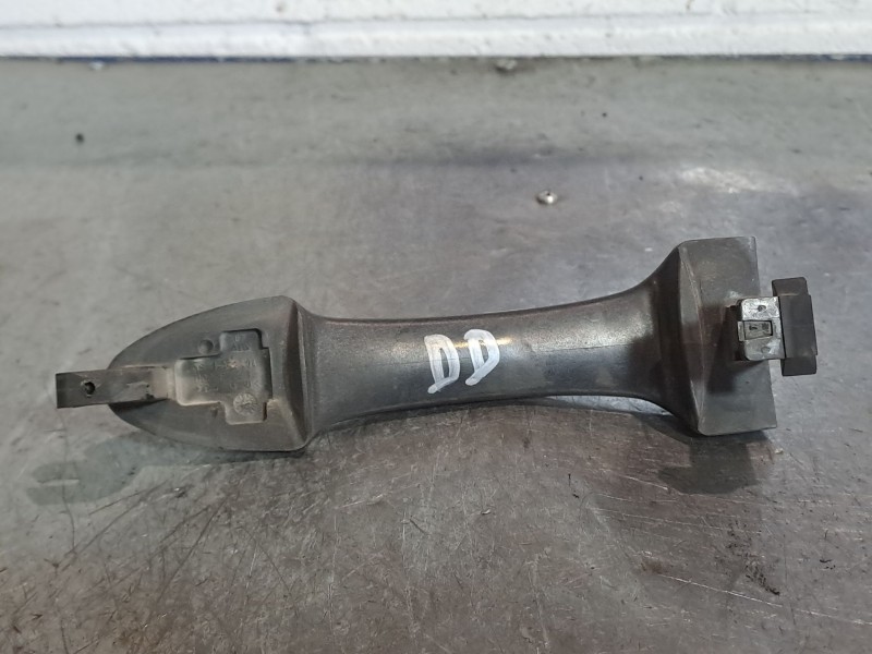 Recambio de maneta exterior delantera derecha para ford focus 1.6 ghia referencia OEM IAM    Recambio de maneta exterior delantera derecha para ford focus 1.6 ghia referencia OEM IAM