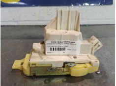 Recambio de cerradura puerta delantera derecha para ford focus 1.6 ghia referencia OEM IAM