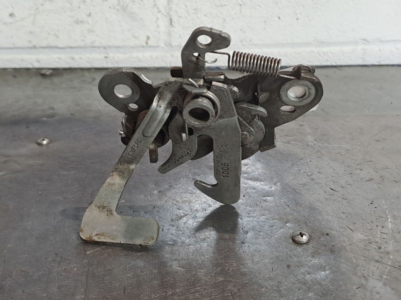 Recambio de cerradura capot para peugeot partner (s2) 1.9 diesel referencia OEM IAM   