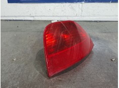 Recambio de faro antiniebla trasero izquierdo para ford focus 1.6 ghia referencia OEM IAM