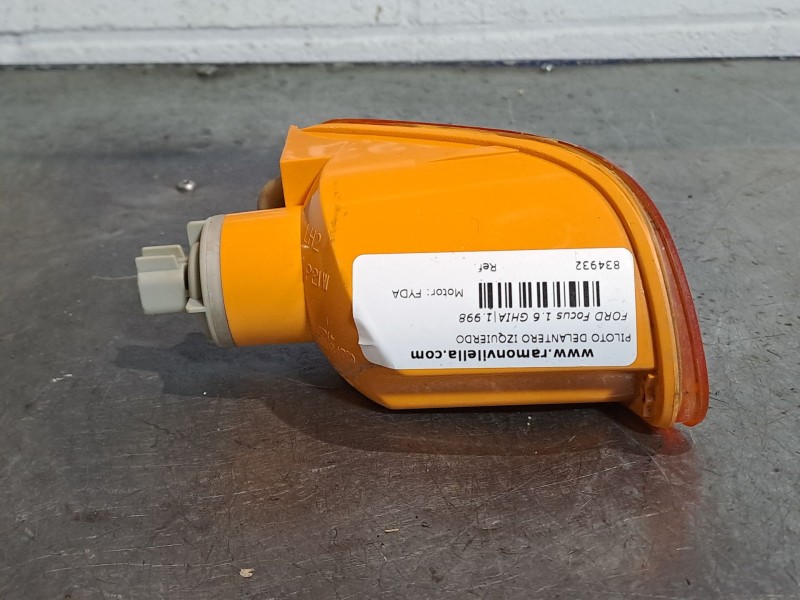Recambio de piloto delantero izquierdo para ford focus 1.6 ghia referencia OEM IAM    Recambio de piloto delantero izquierdo para ford focus 1.6 ghia referencia OEM IAM