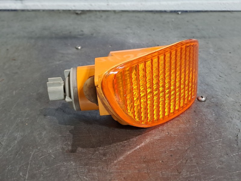 Recambio de piloto delantero derecho para ford focus 1.6 ghia referencia OEM IAM   