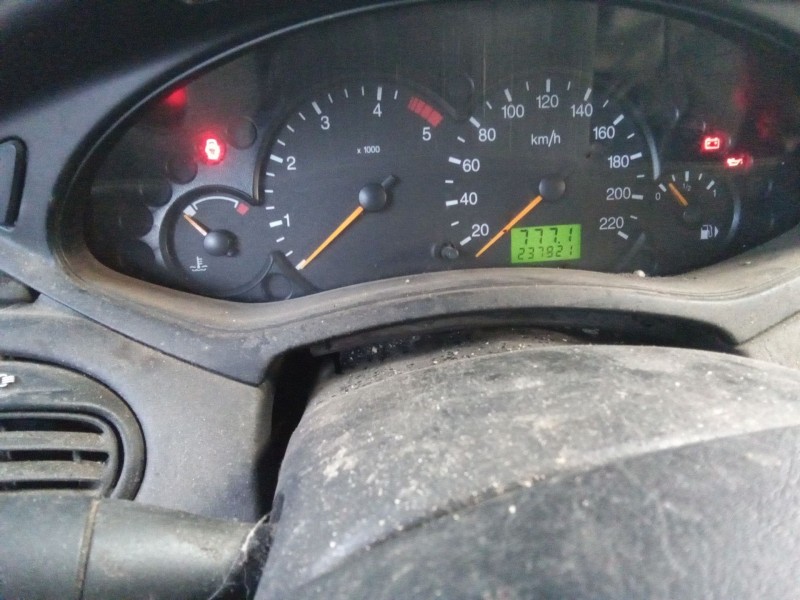 ford focus berlina (cak) 1.8 tdci turbodiesel cat | 0.98 - ... del año 2004