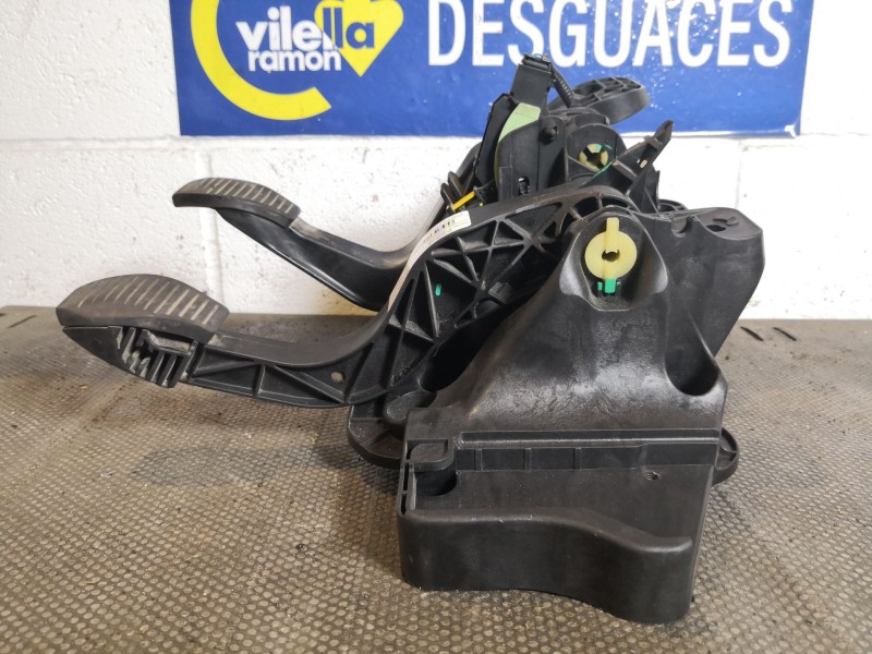 Recambio de pedal embrague y freno para citroen nemo basis referencia OEM IAM   