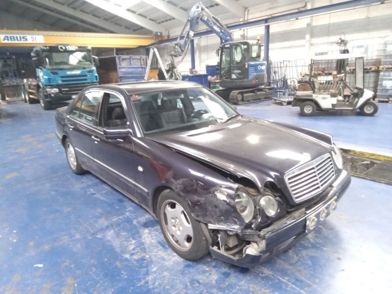 mercedes clase e (w210) berlina diesel del año 2002 mercedes clase e (w210) berlina diesel del año 2002