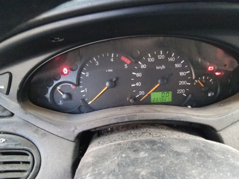 ford focus berlina (cak) 1.8 tdci turbodiesel cat | 0.98 - ... del año 2004