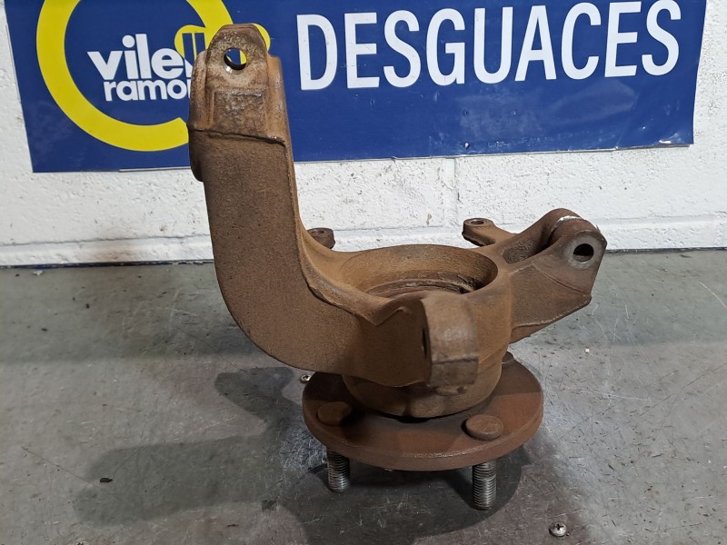 Recambio de mangueta delantera derecha para ford focus 1.6 ghia referencia OEM IAM   