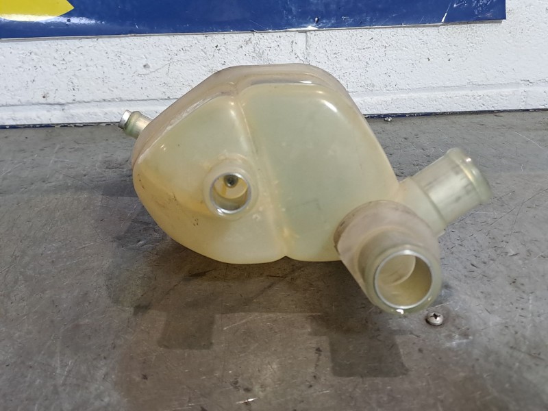 Recambio de deposito expansion para smart coupe referencia OEM IAM   