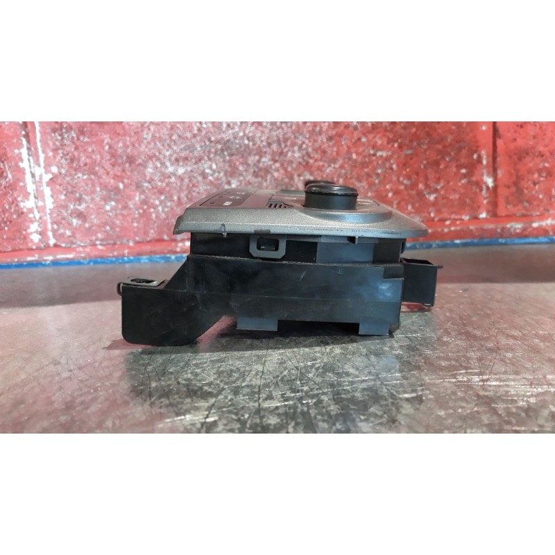 Recambio de mando climatizador para fiat punto 1.3 multijet 16v 90 dynamic referencia OEM IAM 735419793 10087099 