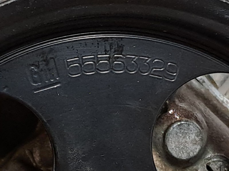 Recambio de bomba direccion para opel insignia berlina cosmo referencia OEM IAM   