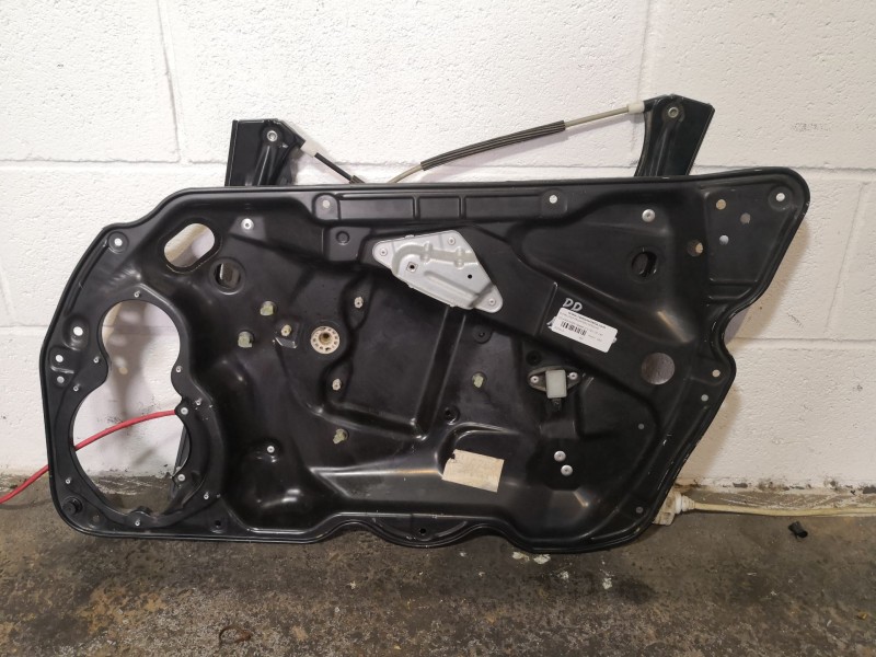 Recambio de elevalunas delantero derecho para volkswagen passat 2.0 tdi cr 140 advance referencia OEM IAM   