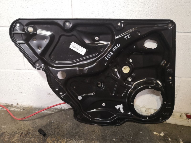 Recambio de elevalunas trasero izquierdo para volkswagen passat 2.0 tdi cr 140 advance referencia OEM IAM 3C4839755I  