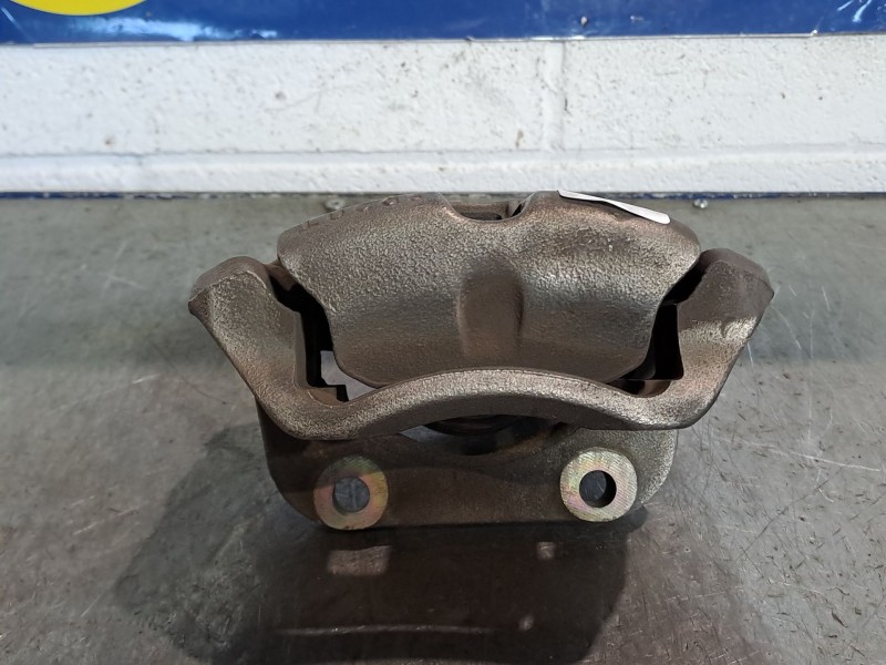 Recambio de pinza freno delantera izquierda para renault 19 (b/c/l53) 1.8 referencia OEM IAM   