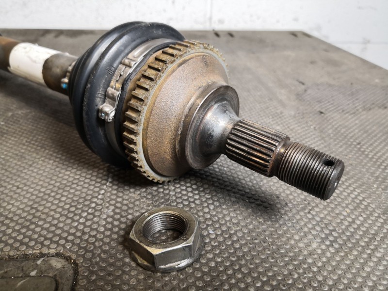 Recambio de transmision delantera derecha para peugeot 406 berlina (s1/s2) 2.0 referencia OEM IAM    Recambio de transmision delantera derecha para peugeot 406 berlina (s1/s2) 2.0 referencia OEM IAM