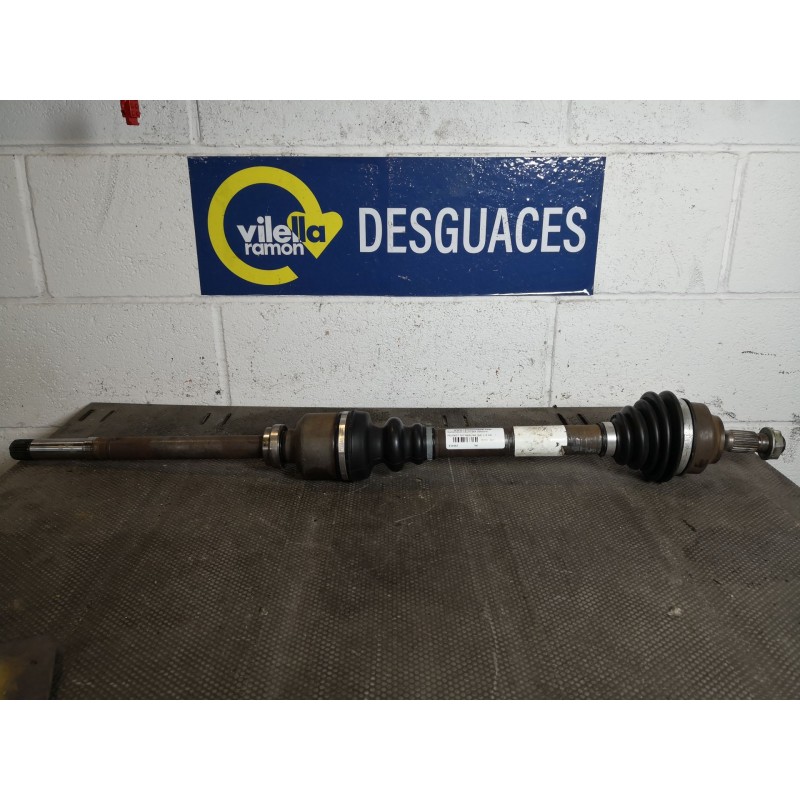 TRANSMISION DELANTERA DERECHA 