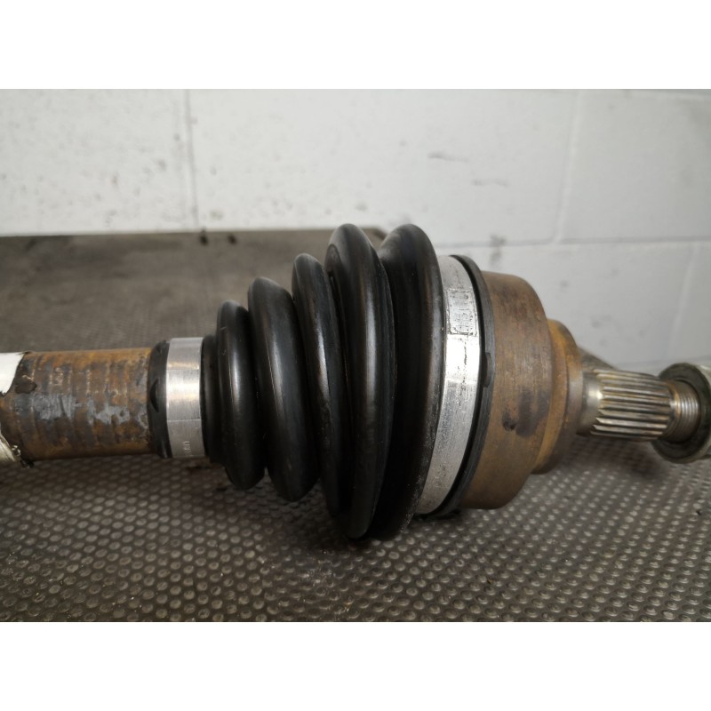 TRANSMISION DELANTERA DERECHA 