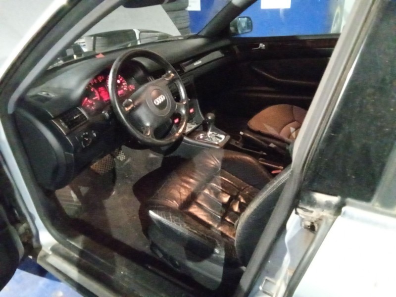 audi a6 2.4 del año 1998