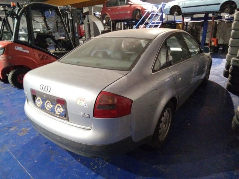 audi a6 2.4 del año 1998