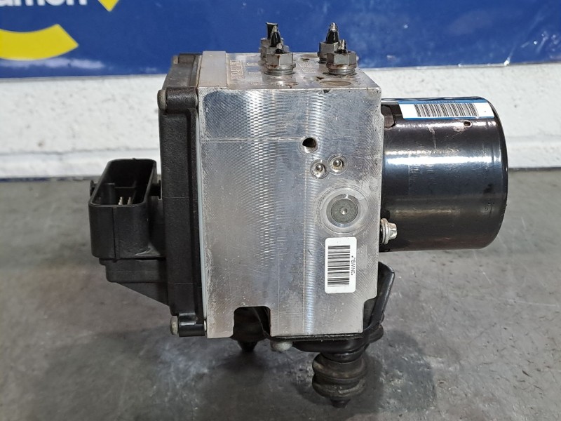 Recambio de abs para volkswagen passat 2.0 tdi cr 140 advance referencia OEM IAM 3C0614109AF  