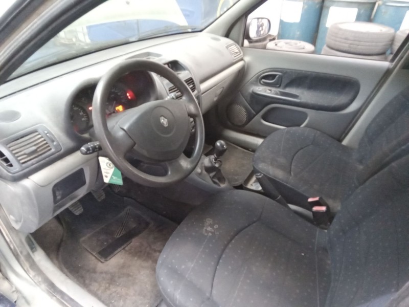 renault clio ii fase ii (b/cb0)  | 0.01 - ... del año 2003