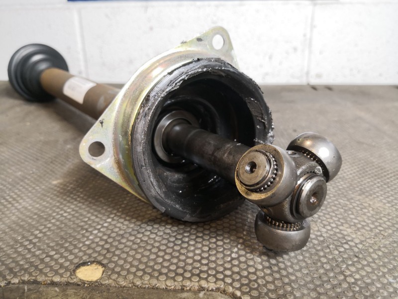 Recambio de transmision delantera izquierda para renault laguna ii (bg0) 1.8 referencia OEM IAM   