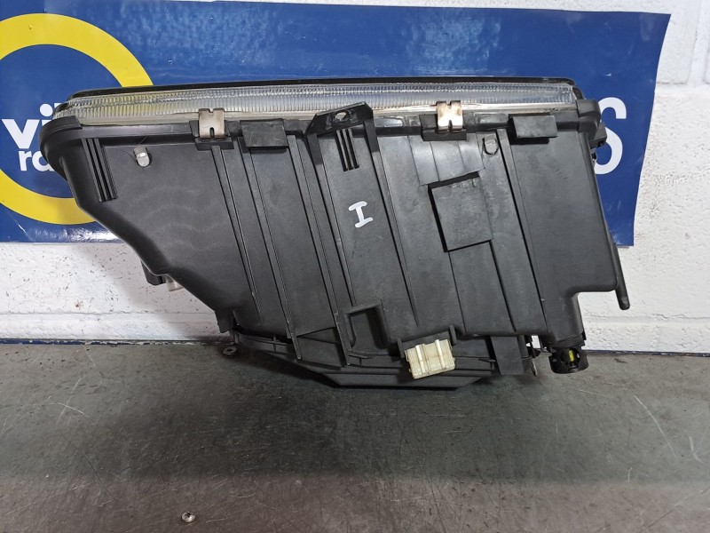 Recambio de faro izquierdo para citroen xantia 1.9td sensation referencia OEM IAM   