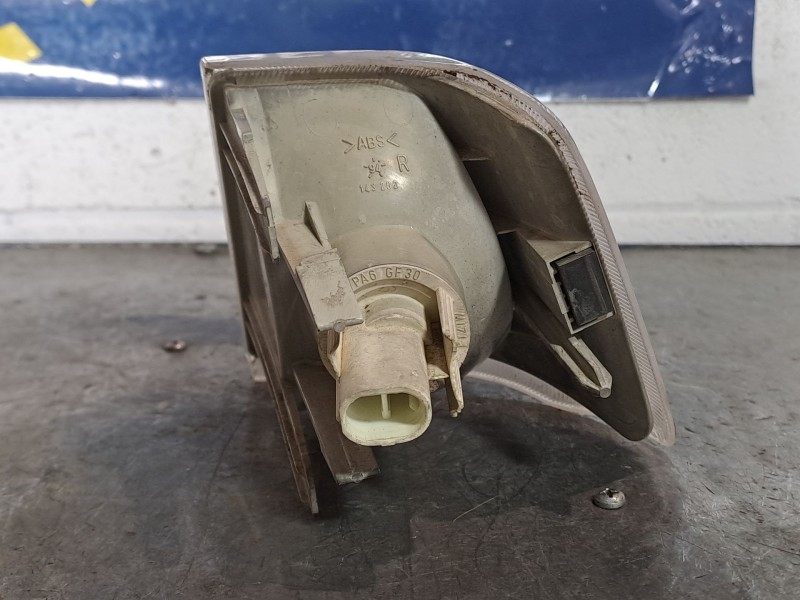 Recambio de piloto delantero derecho para volvo 940 940 2.0 16v gle referencia OEM IAM   