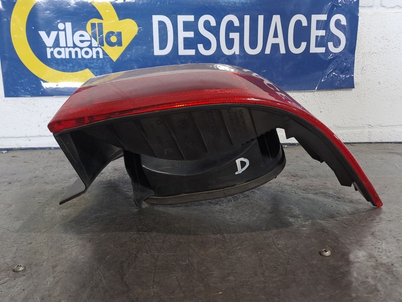 Recambio de piloto trasero derecho para renault laguna ii (bg0) 1.8 referencia OEM IAM   