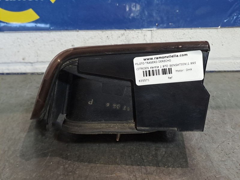 Recambio de piloto trasero derecho para citroen xantia 1.9td sensation referencia OEM IAM   