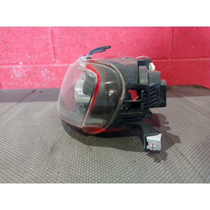 Recambio de faro izquierdo para fiat punto berlina (188) 1.2 16v elx | 08.99 - 12.01 1.2 16v elx | 08.99 - 12.01 referencia OEM 