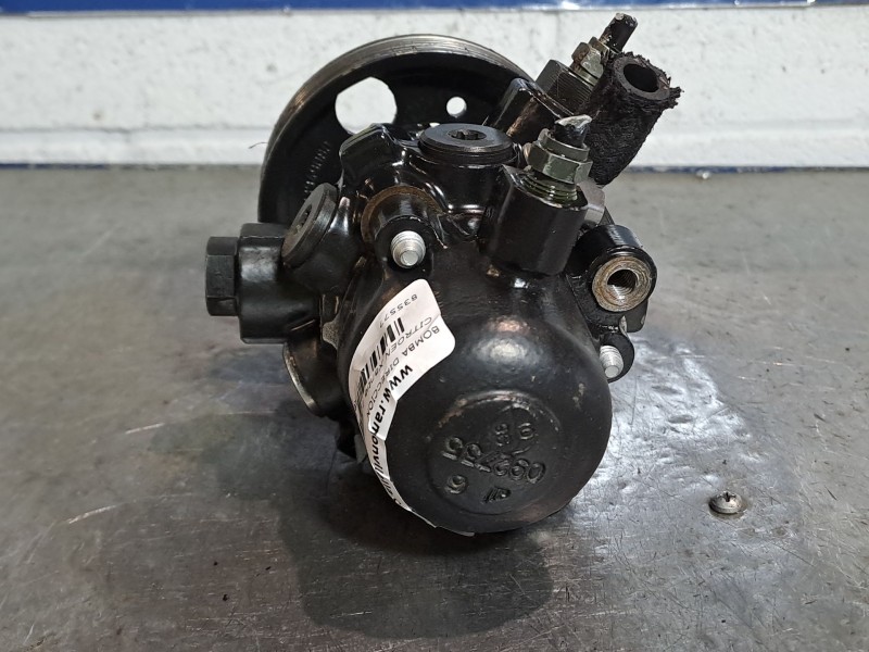 Recambio de bomba direccion para citroen xantia 1.9td sensation referencia OEM IAM 092735  
