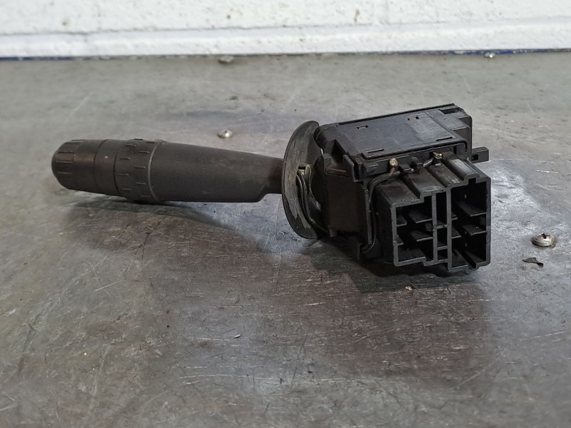 Recambio de mando intermitentes para citroen xantia 1.9td sensation referencia OEM IAM   