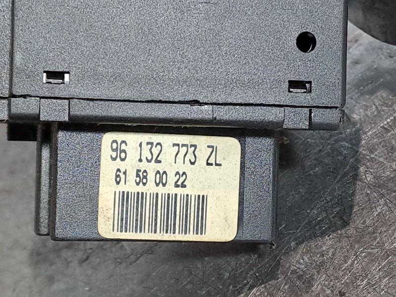 Recambio de mando limpia para citroen xantia 1.9td sensation referencia OEM IAM   