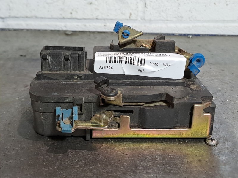 Recambio de cerradura puerta delantera derecha para citroen berlingo referencia OEM IAM   