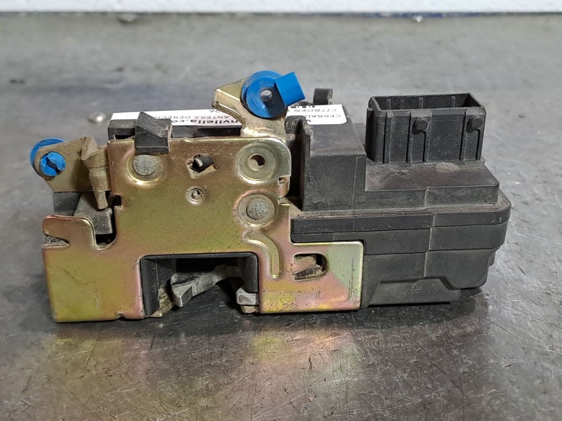 Recambio de cerradura puerta delantera derecha para citroen berlingo referencia OEM IAM   